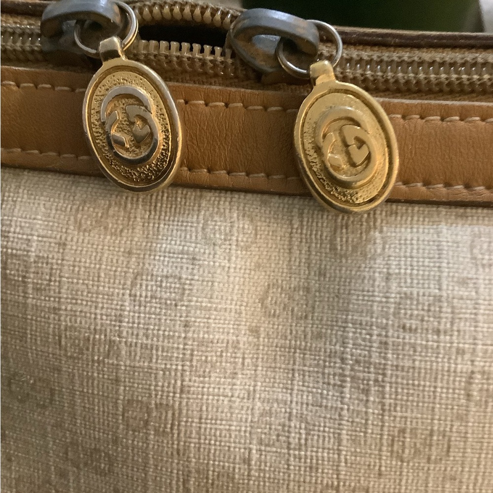 Gucci vintage authentic Cream and Tan Monogram GG Satchel with Leather Trim - Picture 4 of 12